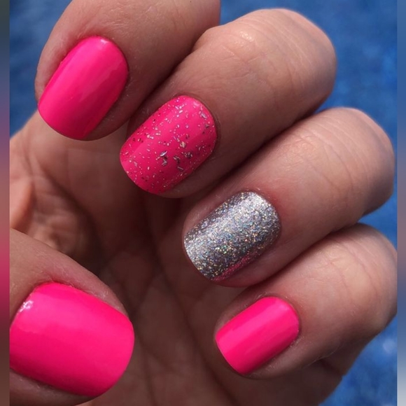 Color Street Nail Polish in shade Shockwave - Picture 4 of 6